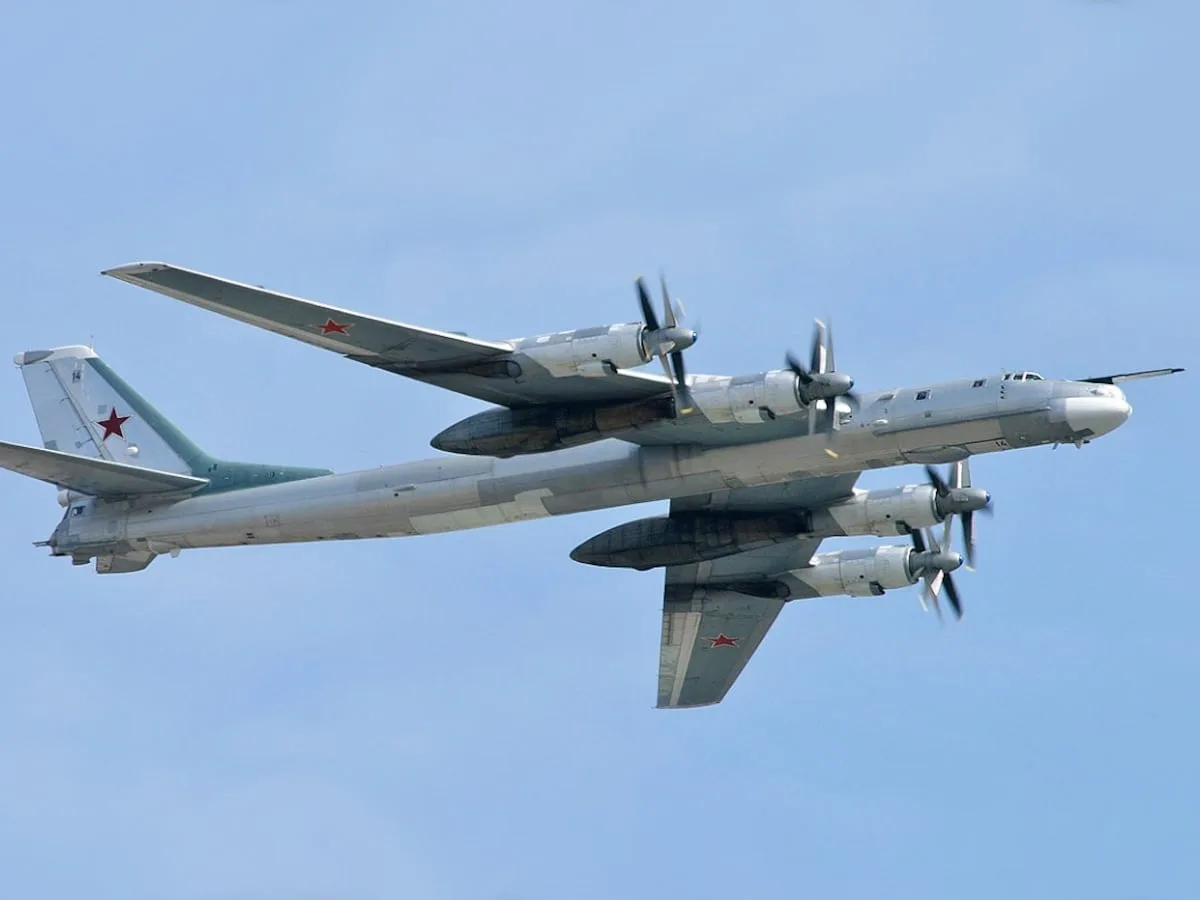 El Túpolev Tu-95, el legendario bombardero de la Guerra Fría que seguirá en servicio hasta 2040