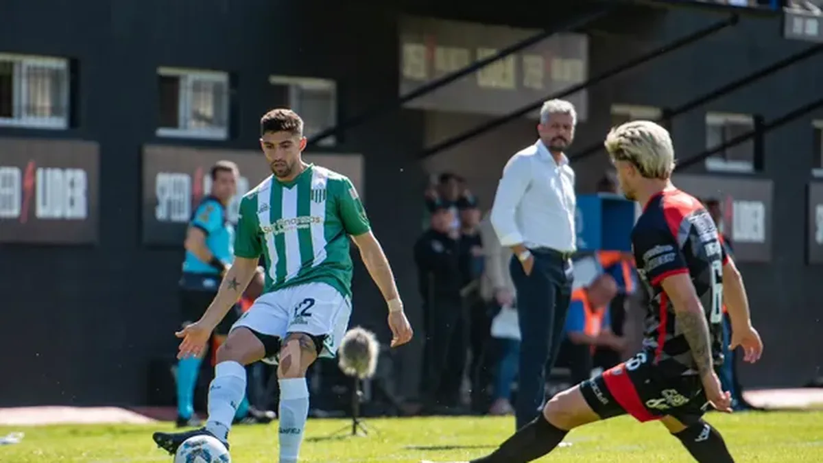Banfield cierra el Apertura como visitante ante Barracas Central