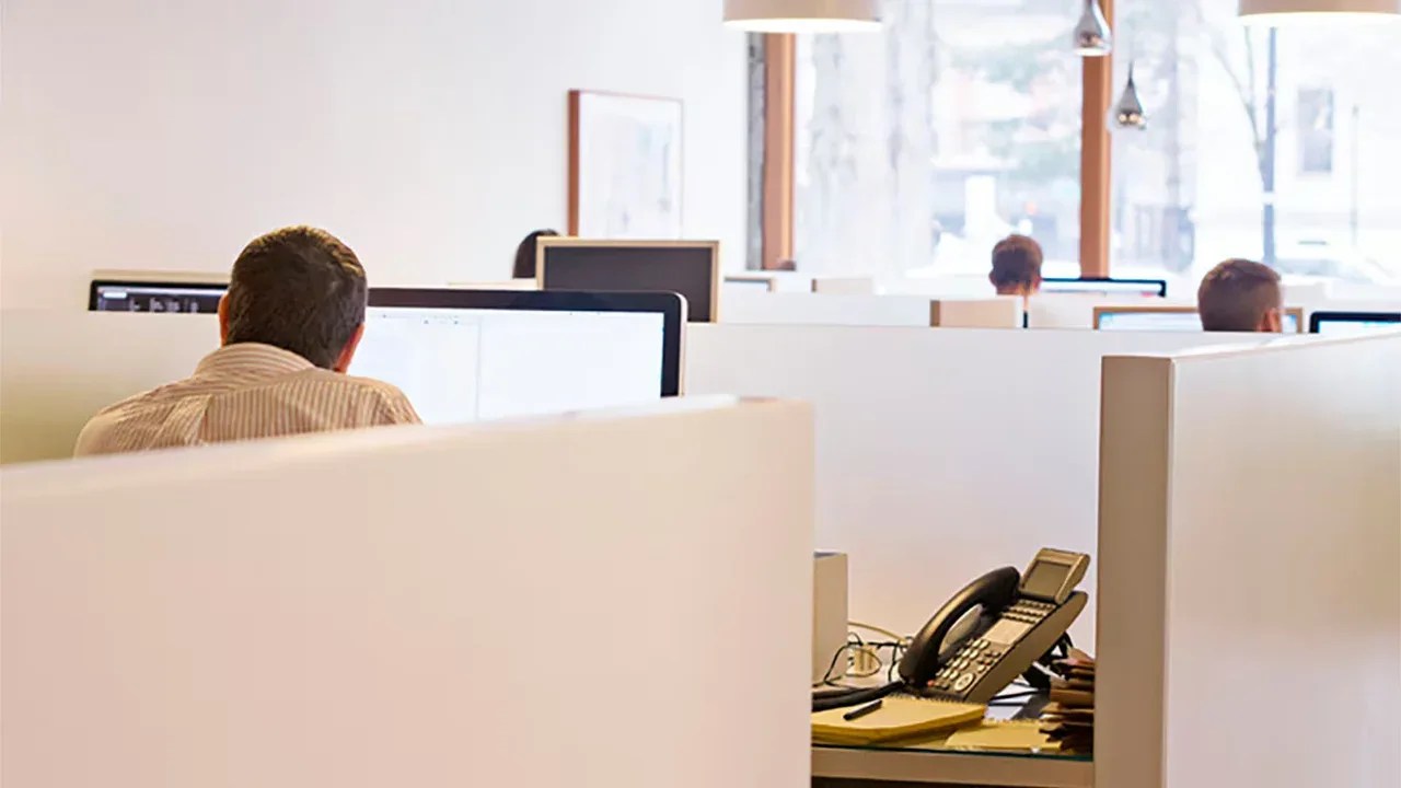 Diez empleos que la inteligencia artificial transformará en los próximos años
