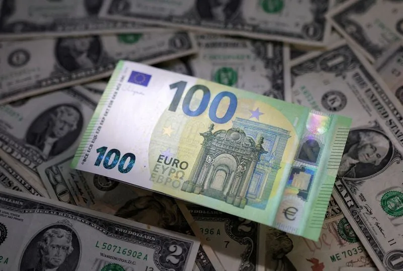 Dólar y euro cierran con leves movimientos en la jornada del 4 de mayo