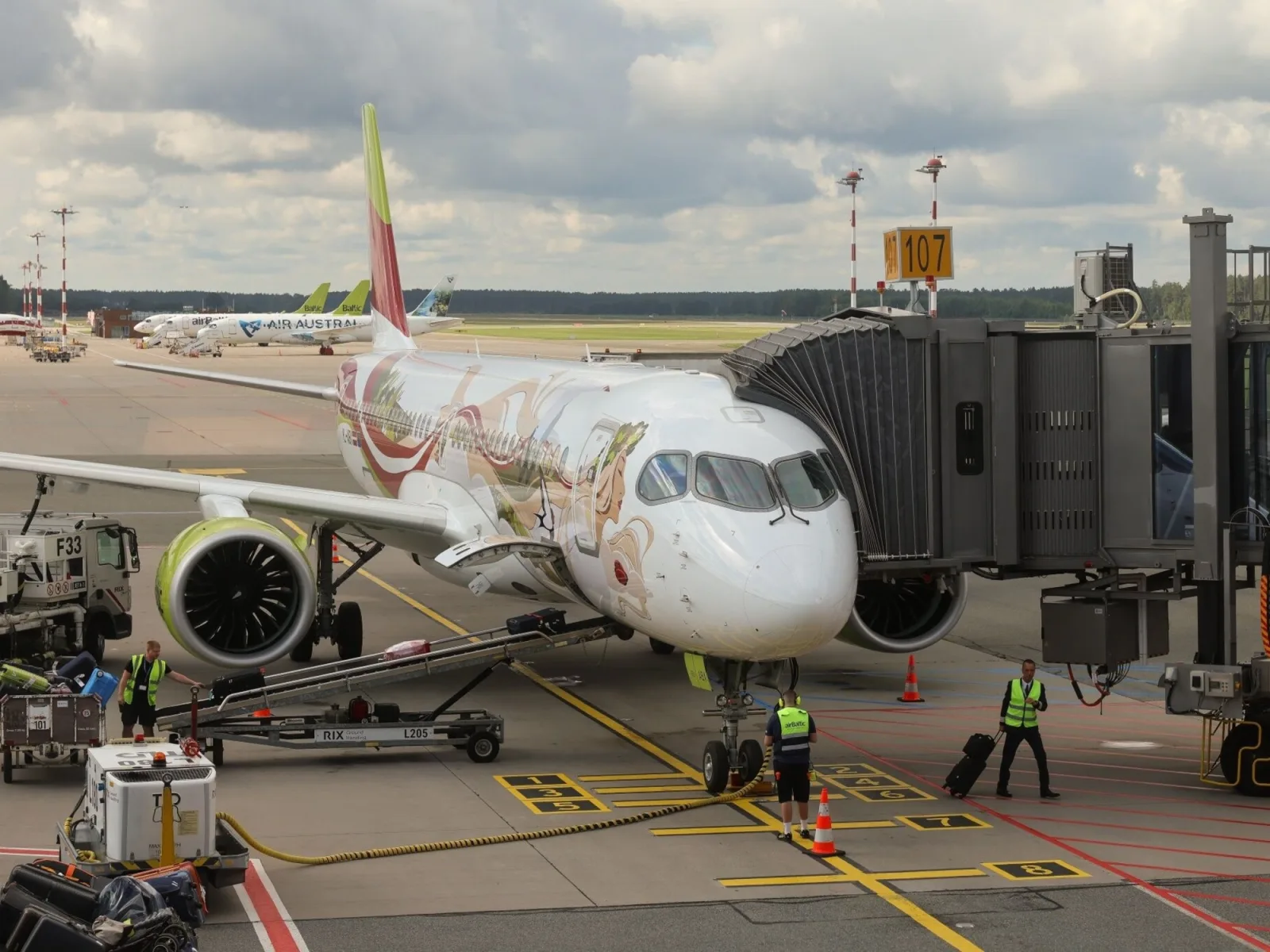 Europa enfrenta caos aéreo en temporada estival por falta de personal
