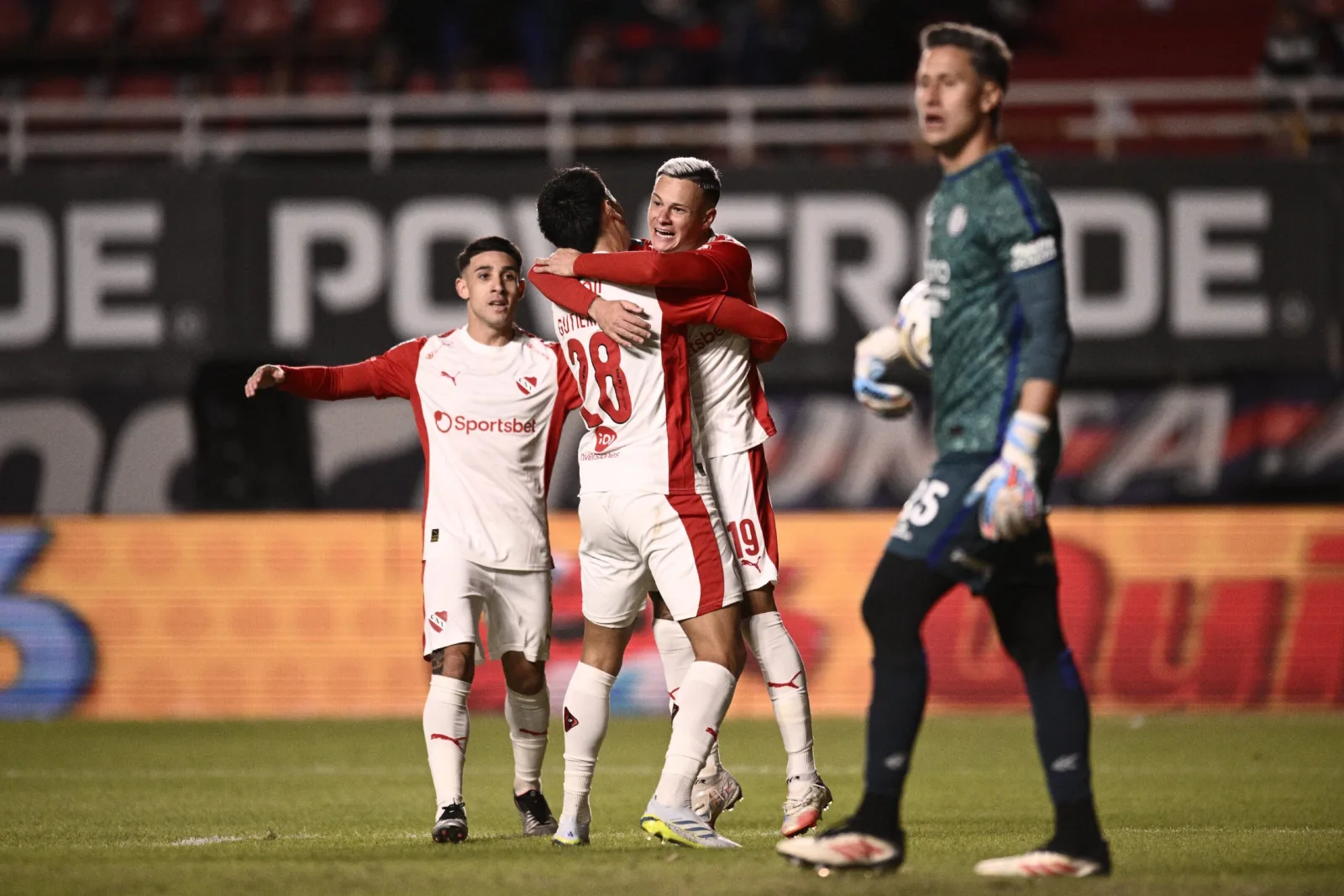 Independiente avanzó a playoffs al vencer a San Lorenzo en un partido decisivo