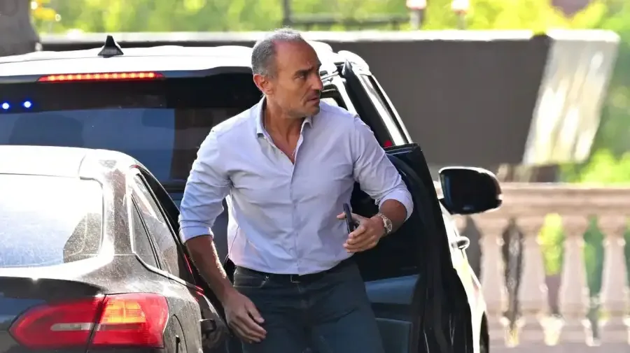 La familia Menem tiene al menos 17 miembros con cargos públicos y negocios millonarios