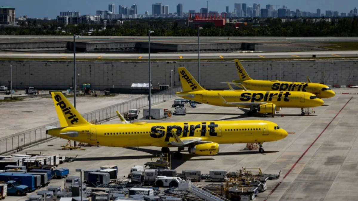 Spirit Airlines cesa operaciones y cancela todos sus vuelos