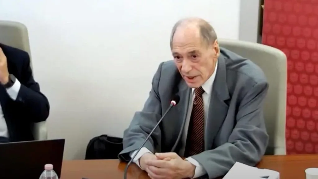 Zaffaroni critica el ejercicio selectivo del poder punitivo en la Corte Penal Internacional